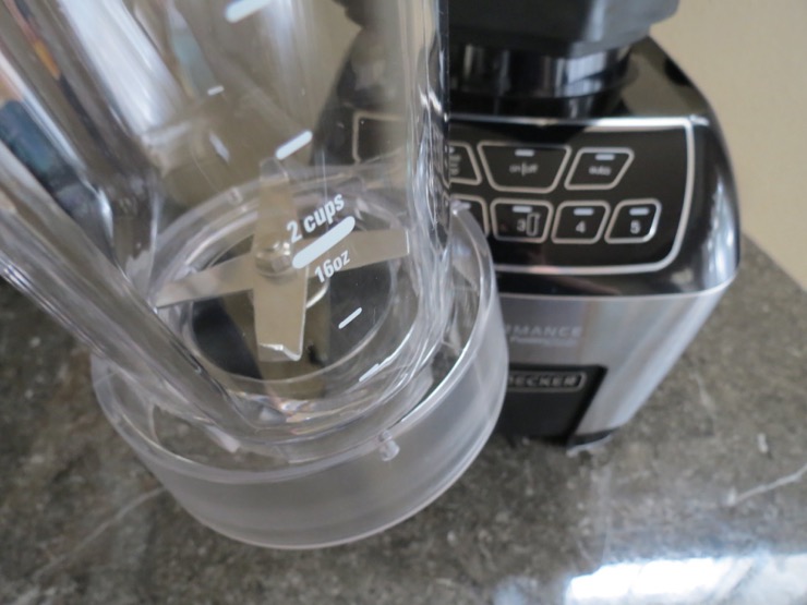 Pebble sin Cleanly Black and Decker Performance FusionBlade Blender + Fool-Proof Smoothie  Recipe - Gather Lemons
